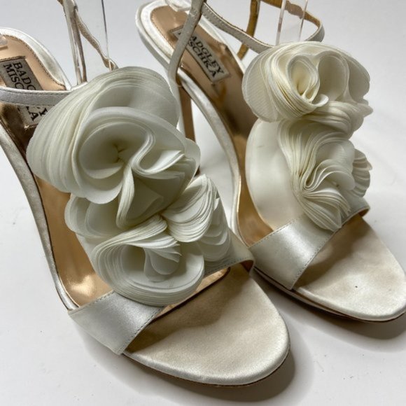 Badgley Mischka Randee White Satin Floral Heels - Picture 2 of 5